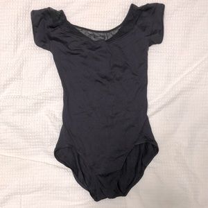 Gaynor Minden women's cap sleeve leotard SZ small